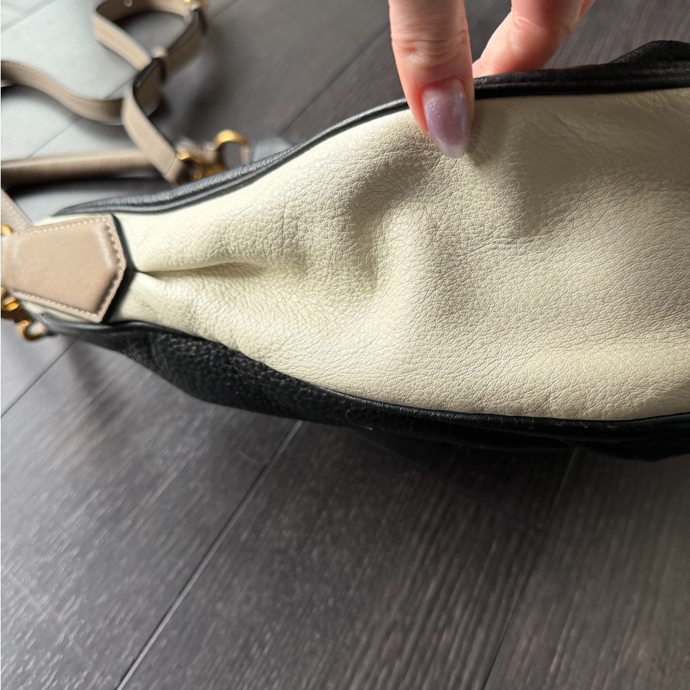 Marc Jacobs Too Hot to Handle Soft Leather Black, Tan and Cream Shoulder Bag - Picture 12 of 16